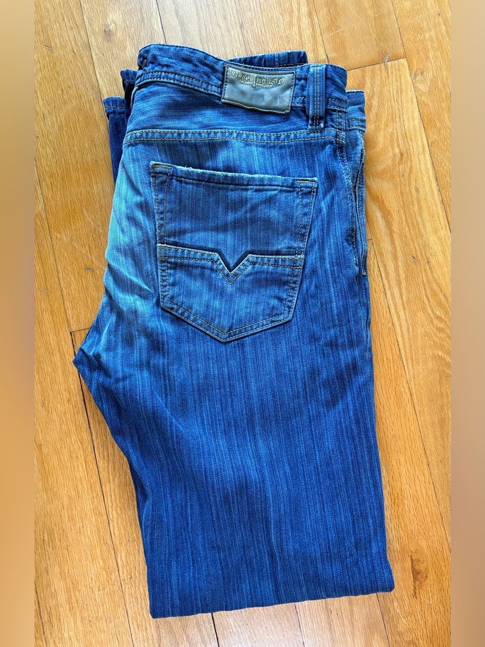 Diesel Larkee -Slim Fit Men's Jeans in Deep Blue Denim